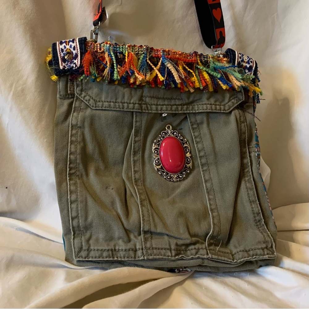 Colorful Fringe Crossbody Bag - Picture 2 of 9